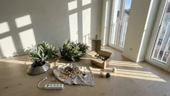 Weihnachtsbaum schmücken in der richtigen Reihenfolge: Mehr Tiefe, weniger dunkle Stellen – und ein sicheres Licht